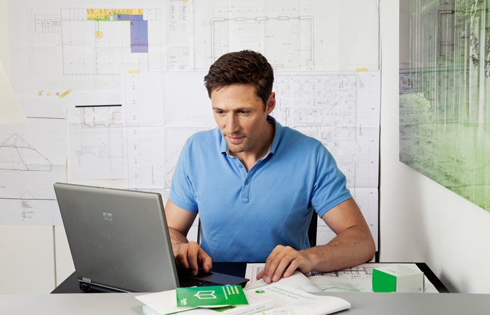 KNX/DALI-gateway med webbrowser billede